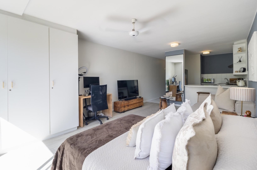 To Let 0 Bedroom Property for Rent in Vredehoek Western Cape